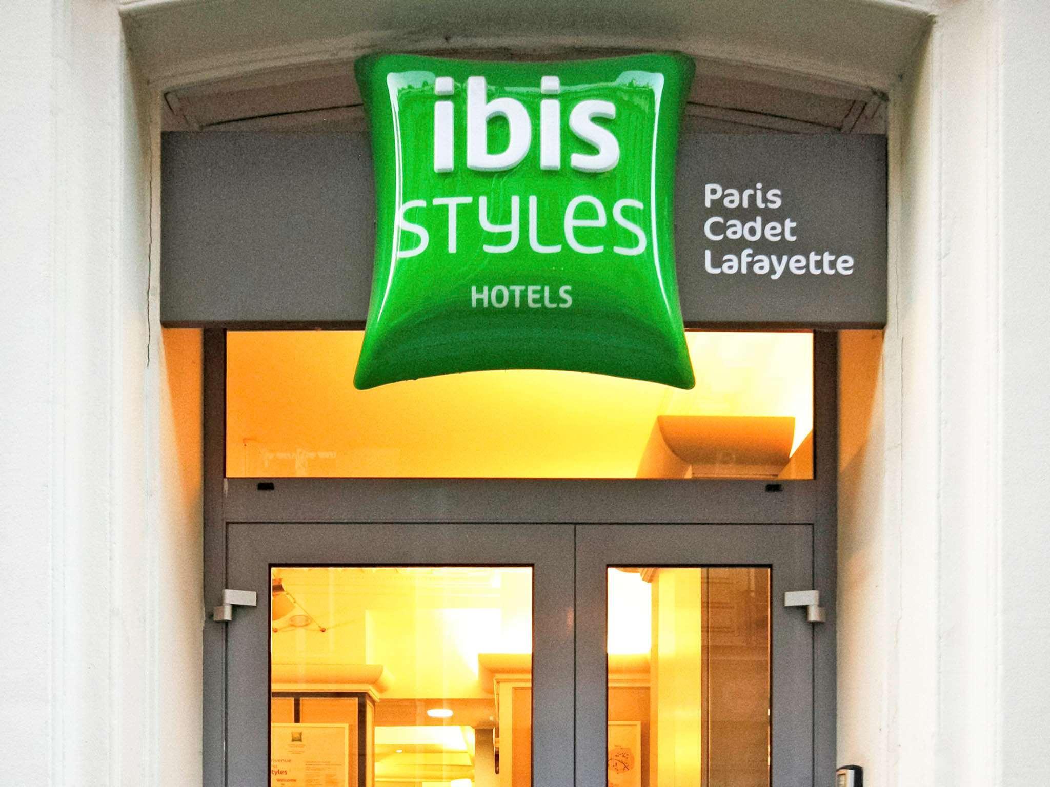 Ibis Styles Paris Cadet Lafayette Hotel Bagian luar foto
